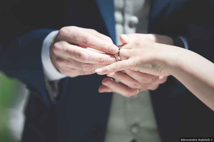 Con o senza anello di fidanzamento? - 1