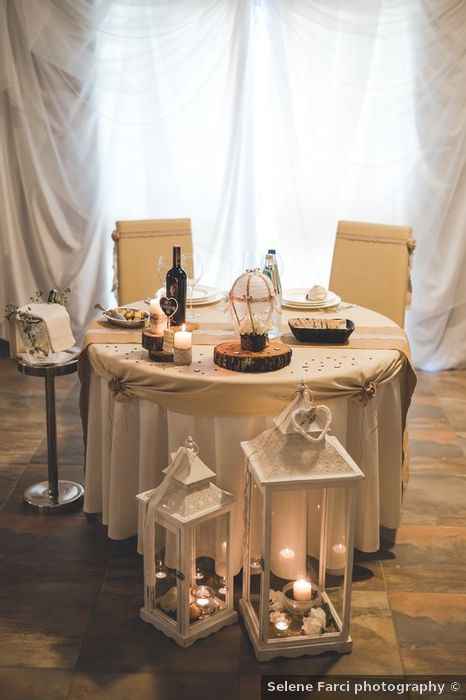 Quali decorazioni preferisci per il tavolo sposi? - 3
