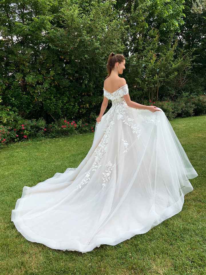 Sogno o son desta? 10 abiti da sposa con gonne spettacolari✨ - 13