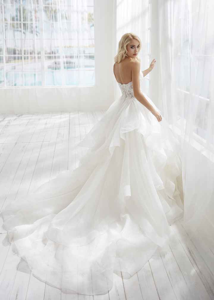 Sogno o son desta? 10 abiti da sposa con gonne spettacolari✨ - 18