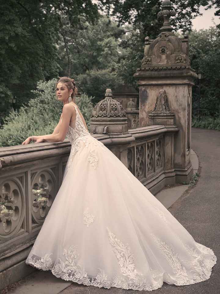 Sfida abiti da sposa: quante ne sai? - 1