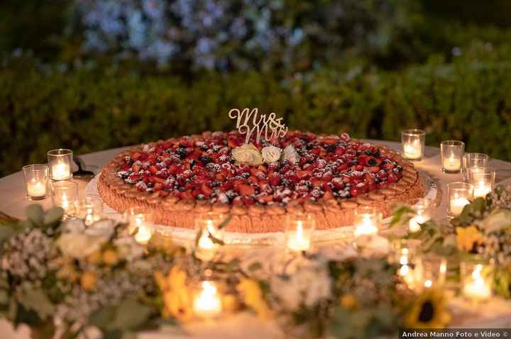 12 torte nuziali bellissime e perfette per i matrimoni in primavera/estate 2023 - 12