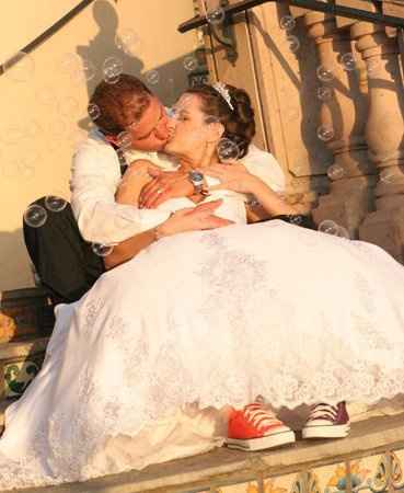 Matrimonio originale -> Converse wedding 