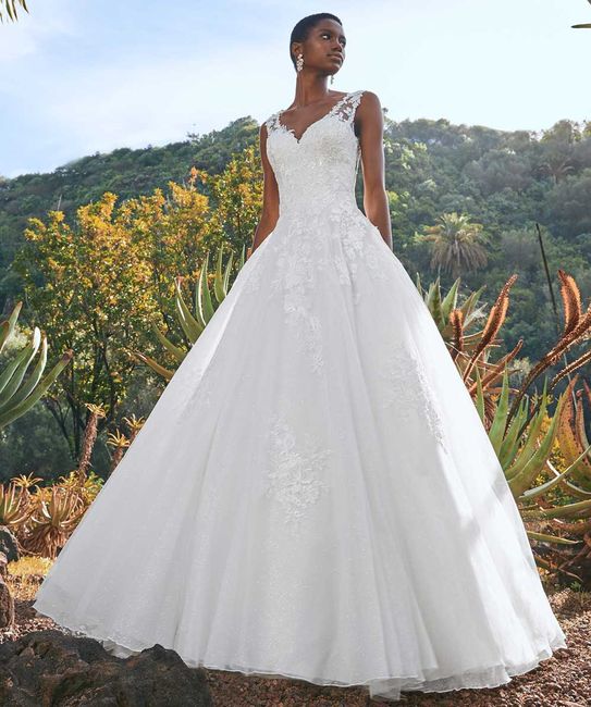 Collezione Pronovias 2022 5