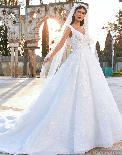 Collezione Pronovias 2022 10
