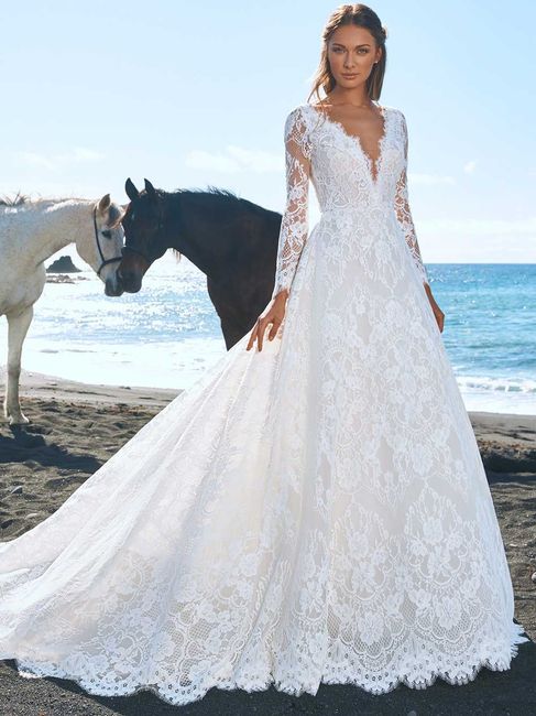 Collezione Pronovias 2022 19