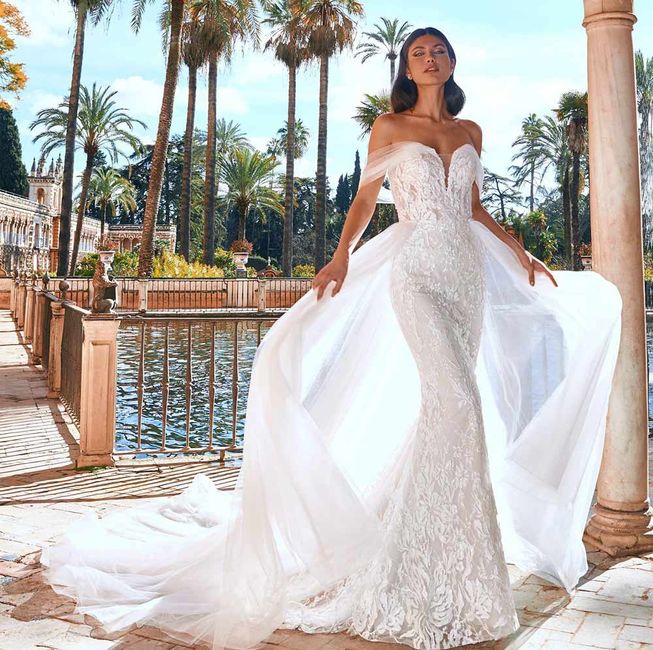 Collezione Pronovias 2022 31