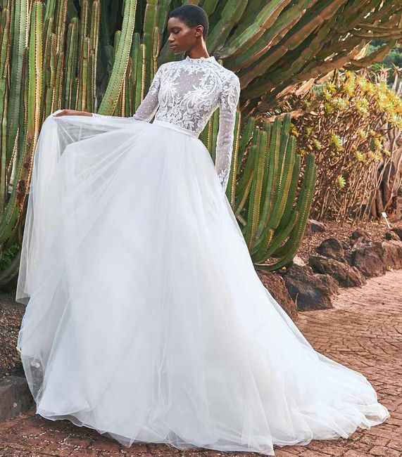 Collezione Pronovias 2022 38