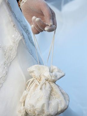 Cosa ne pensate della borsa per la Sposa 21