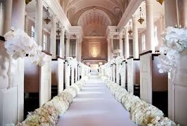 20 idee per decorare le sedie del tuo matrimonio 👇 20