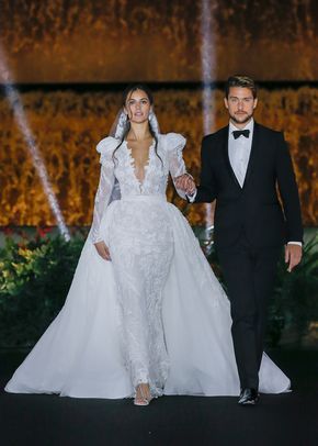 Collezione Carlo Pignatelli for Pronovias 2022 23