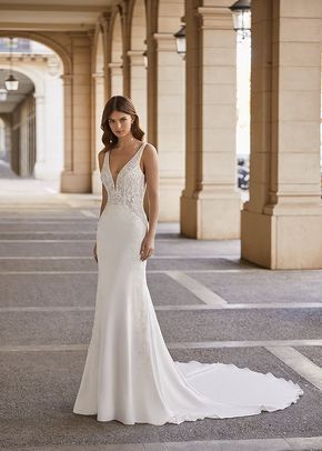 Collezione Luna Novias 2023 9