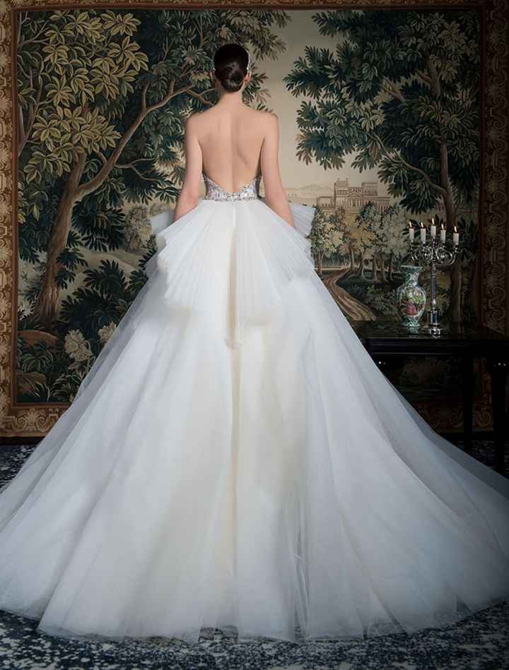Collezione Georges Hobeika 2022 - 15