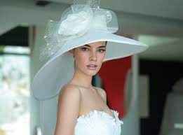 Cappello come accessorio - 1
