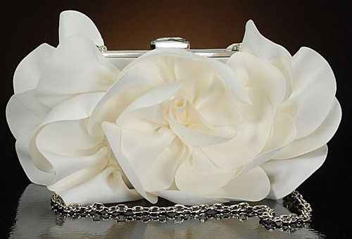 Cosa ne pensate della borsa per la Sposa - 12