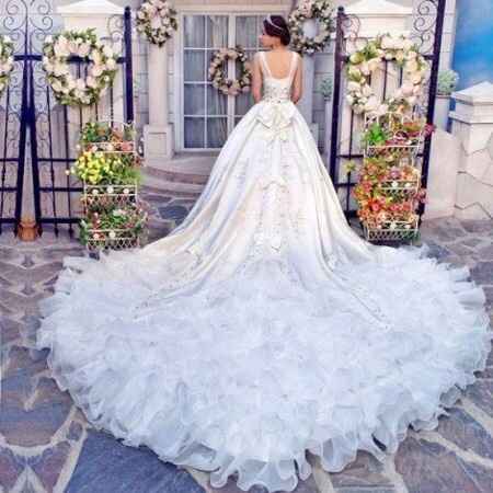 Abiti da sposa con strascico lungo - 8