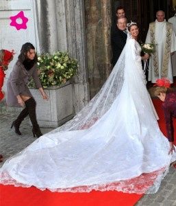 Abiti da sposa con strascico lungo - 4