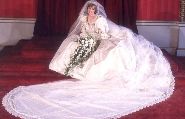 Abiti da sposa con strascico lungo - 10