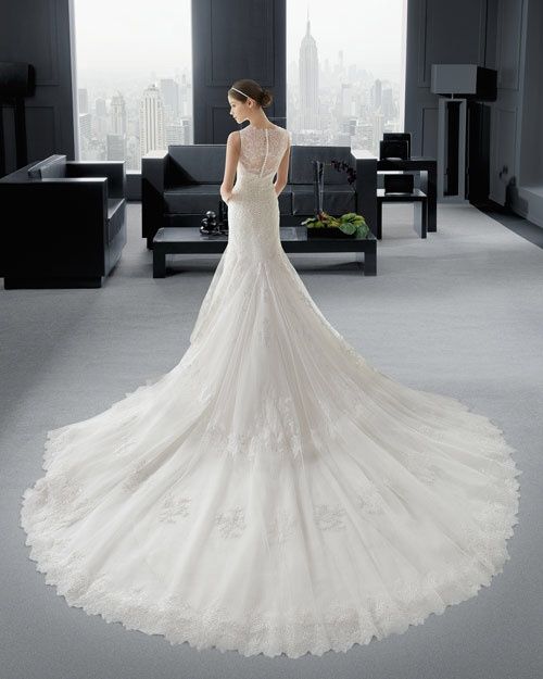 Abiti da sposa con strascico lungo - 14