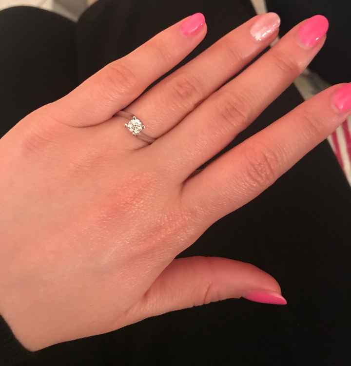 Solitario :domanda un po' frivola : quante volte lo guardate , vi piace? Lo volevate diversamente? P