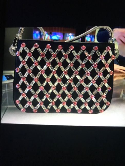 Clutch si, o clutch no? Rockstud rosse si, o rockstud rosse no? 3