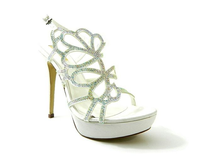 Alla ricerca delle scarpe - 2