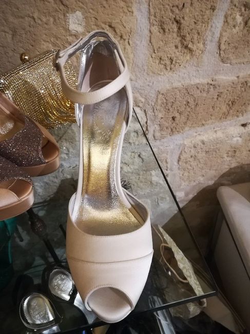  Fatemi vedere le vostre scarpe altissime! - 1