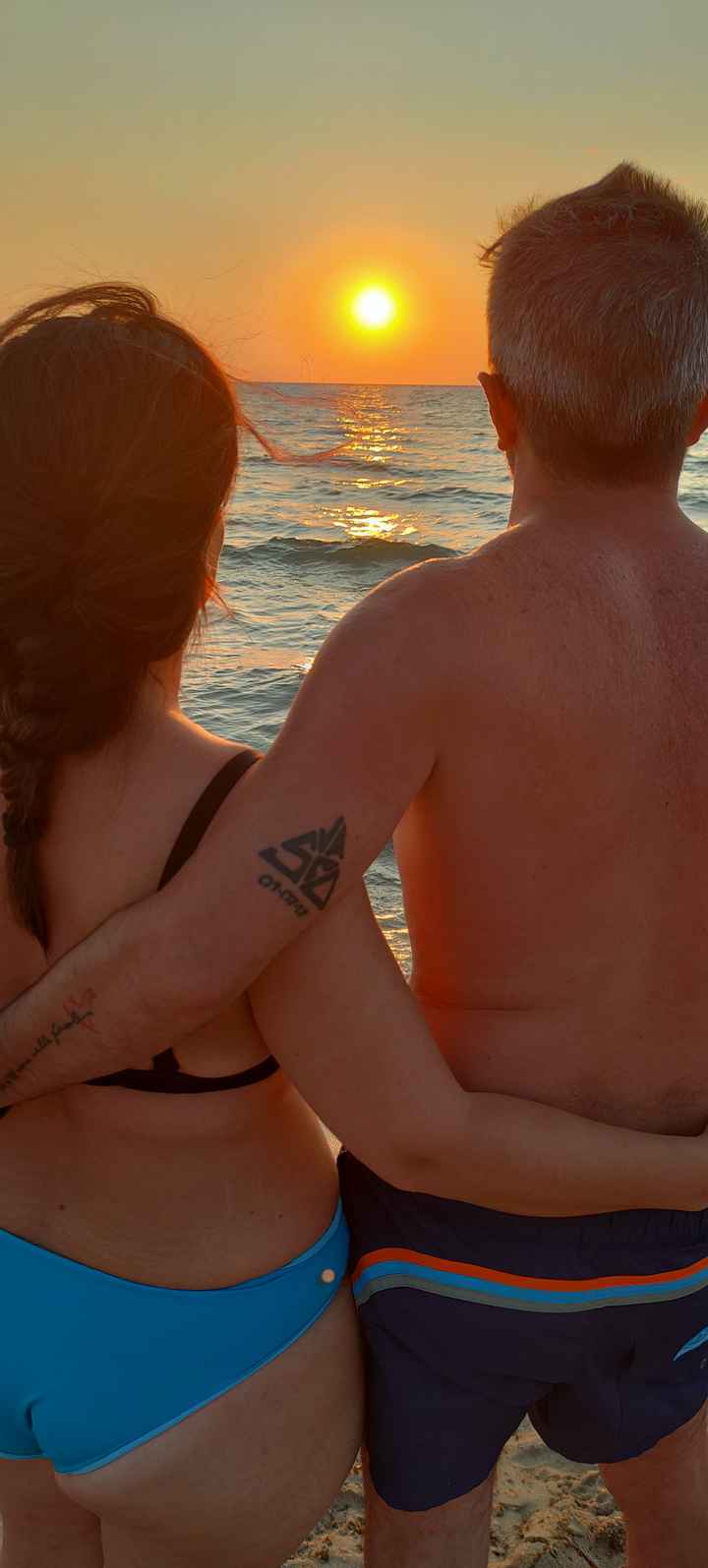 Postate una foto di voi due 👇 - 1