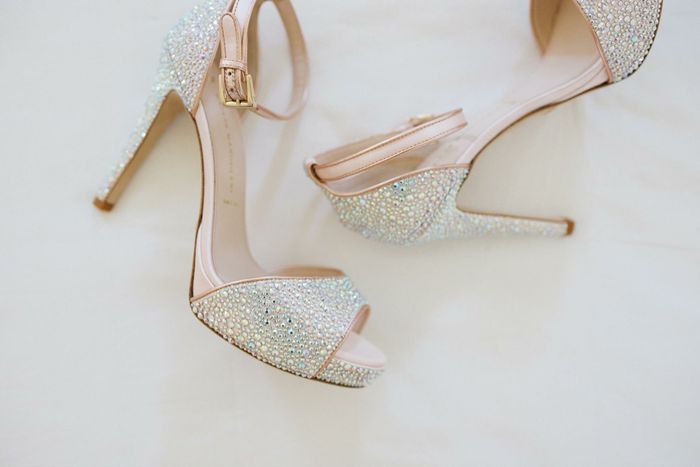 Scarpe, mi serve il vostro aiuto! - 1