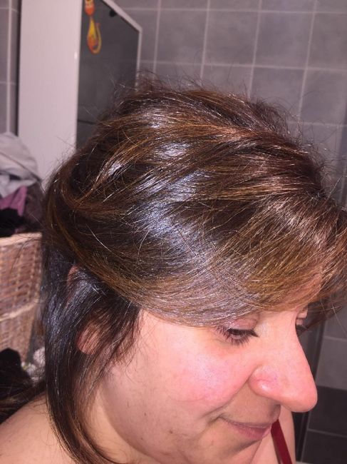 Raccolto con i capelli corti... - 5