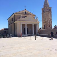  Sposine  Visitina alla chiesetta ... che ne pensate ? ... 😘 - 1