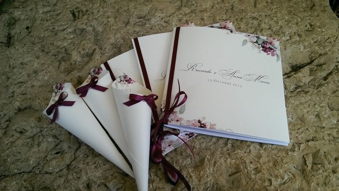 Libretti messa e coni per confettata