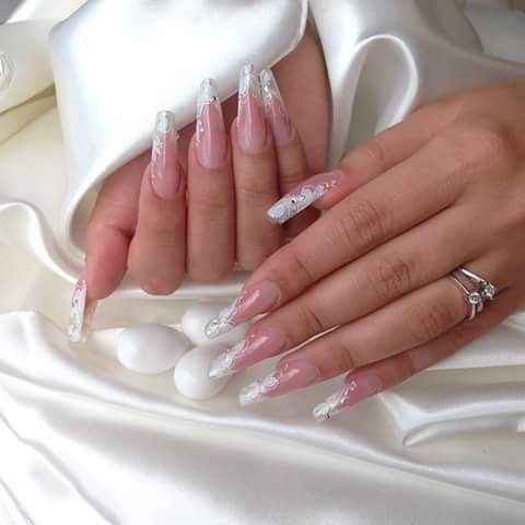 Foto unghie con gel per sposa - 1