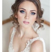 Trucco sposa leggero? o un po' appariscente? Io ciò gli occhi Verdi 💚 - 1