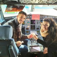 E ora mostraci una foto del tuo anello di fidanzamento! - 1