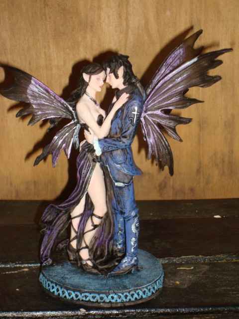 Cake topper