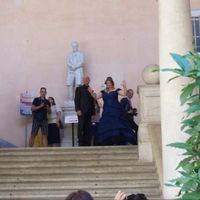 Col bouquet fra i denti