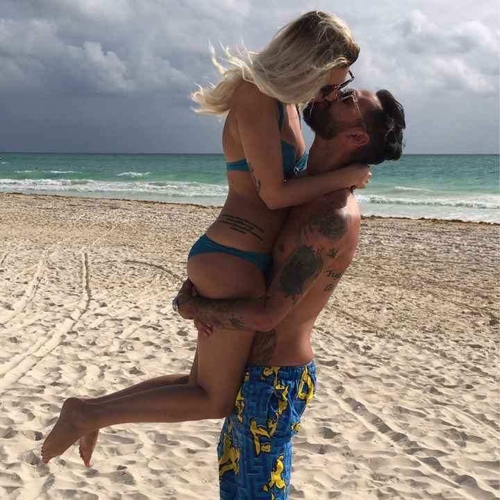 Ruba anche tu un bacio alla tua dolce metà e postalo in Community! - 1