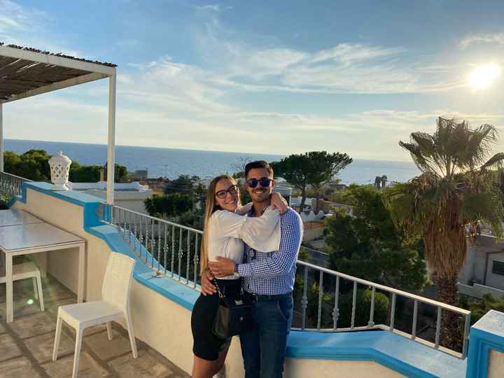 Postate una foto di voi due 👇 - 1