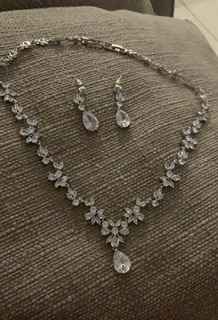 Sito affidabile su cui acquistare accessori per capelli/gioielli - 1