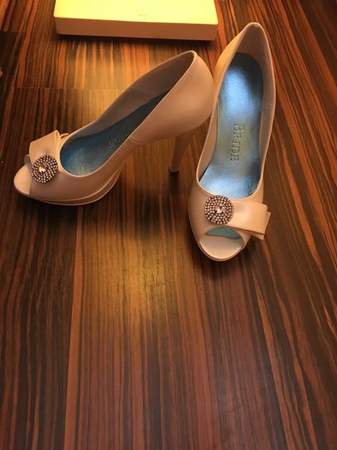 Scarpe scarpe e ancora scarpe - 1