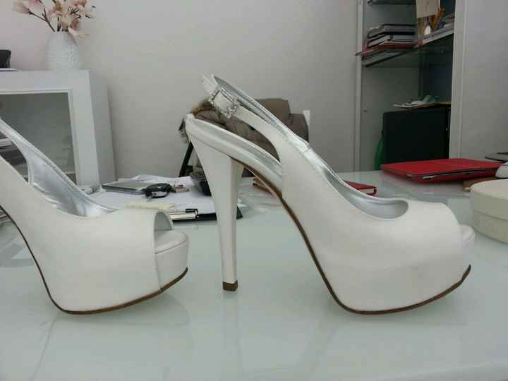 Scarpe sposa....bianche o colorate? mi fate vedere le vostre? - 1