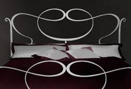 letto in ferro battuto moderno