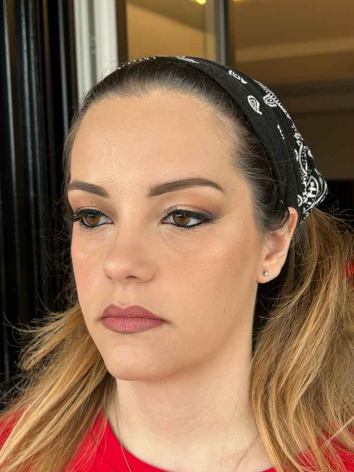 Trucco lato destro o sinistro? - 1