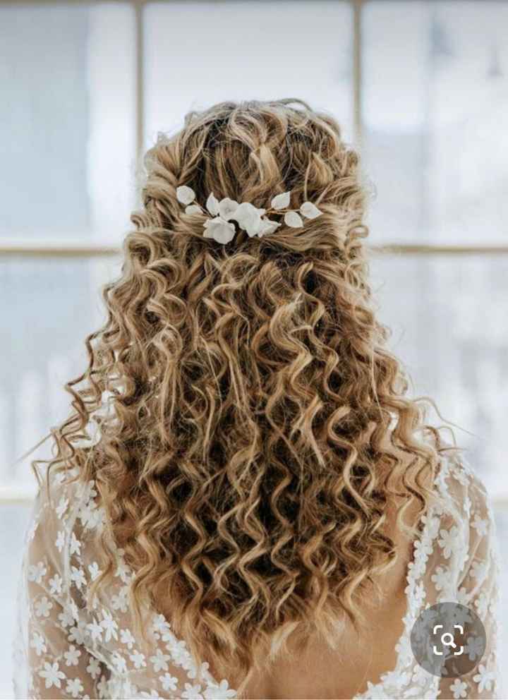 Capelli ricci sciolti e naturali - 1