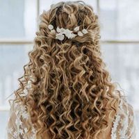 Capelli ricci sciolti e naturali - 1