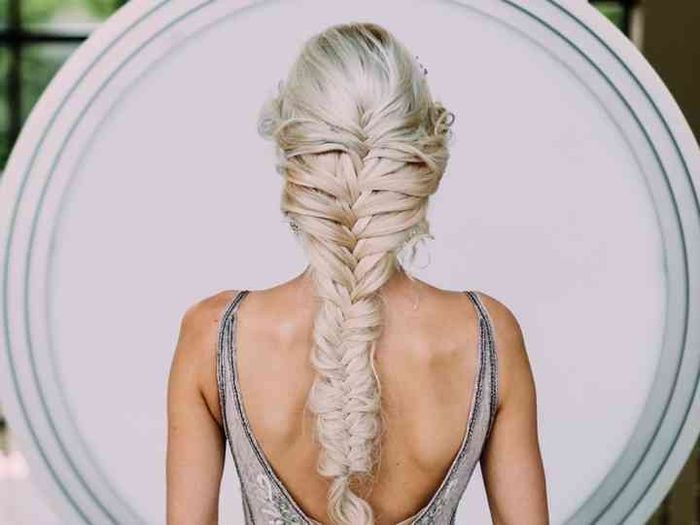 Acconciatura raccolta 15