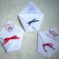 portariso ed ovviamente i classici coni portaconfetti