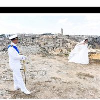 Sposo in divisa sull'altare, che ne pensate? - 1