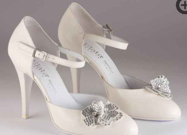 Cambio scarpe - 1